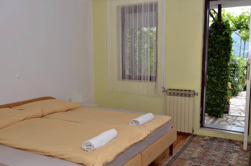 Apartments Villa Saray Ohrid Bagian luar foto