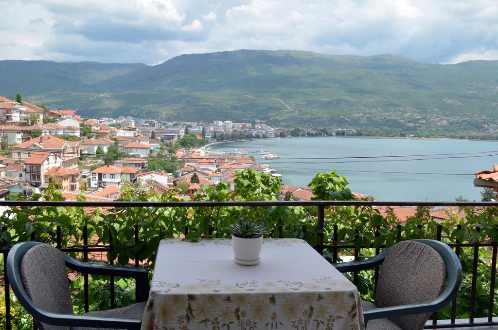 Apartments Villa Saray Ohrid Bagian luar foto
