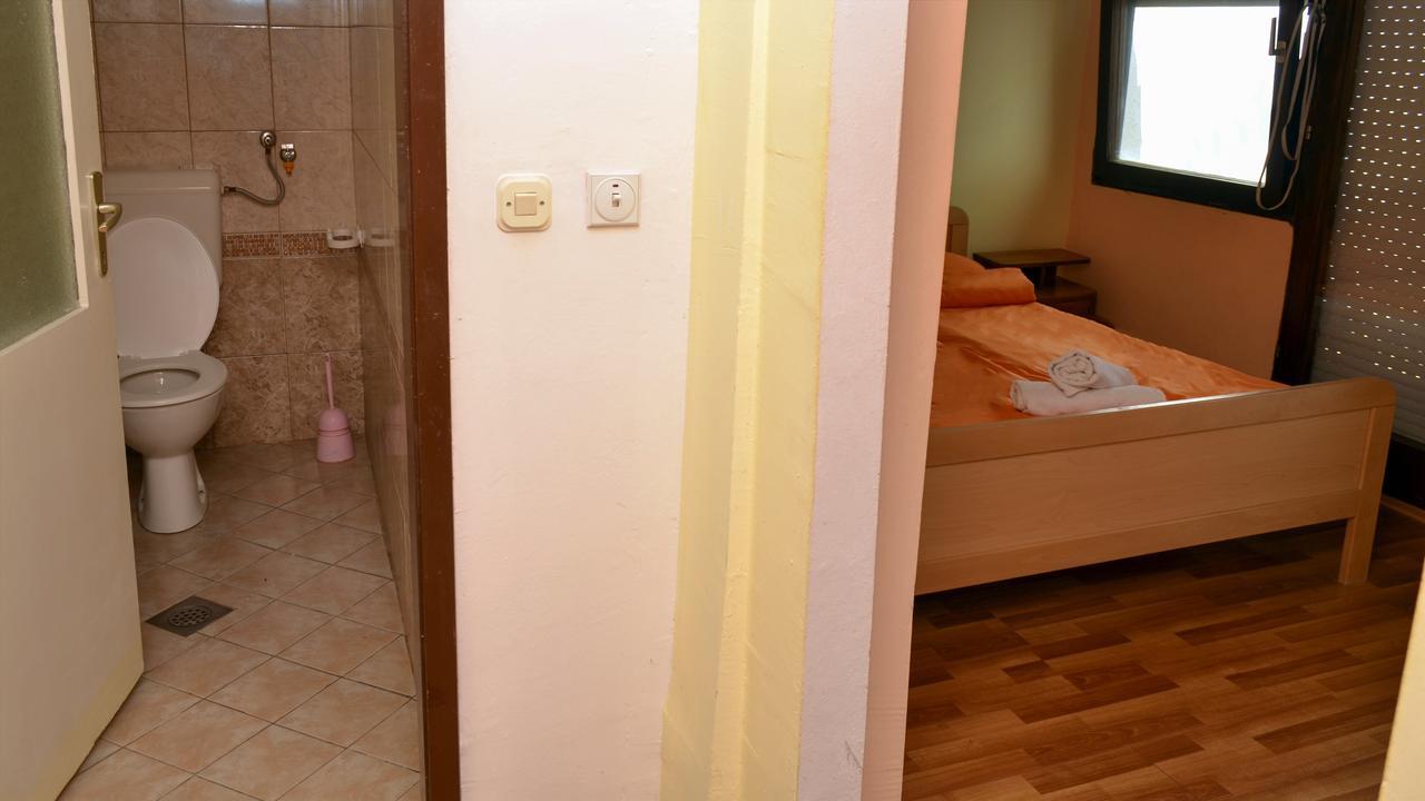 Apartments Villa Saray Ohrid Bagian luar foto